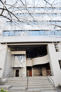 渋谷校外観